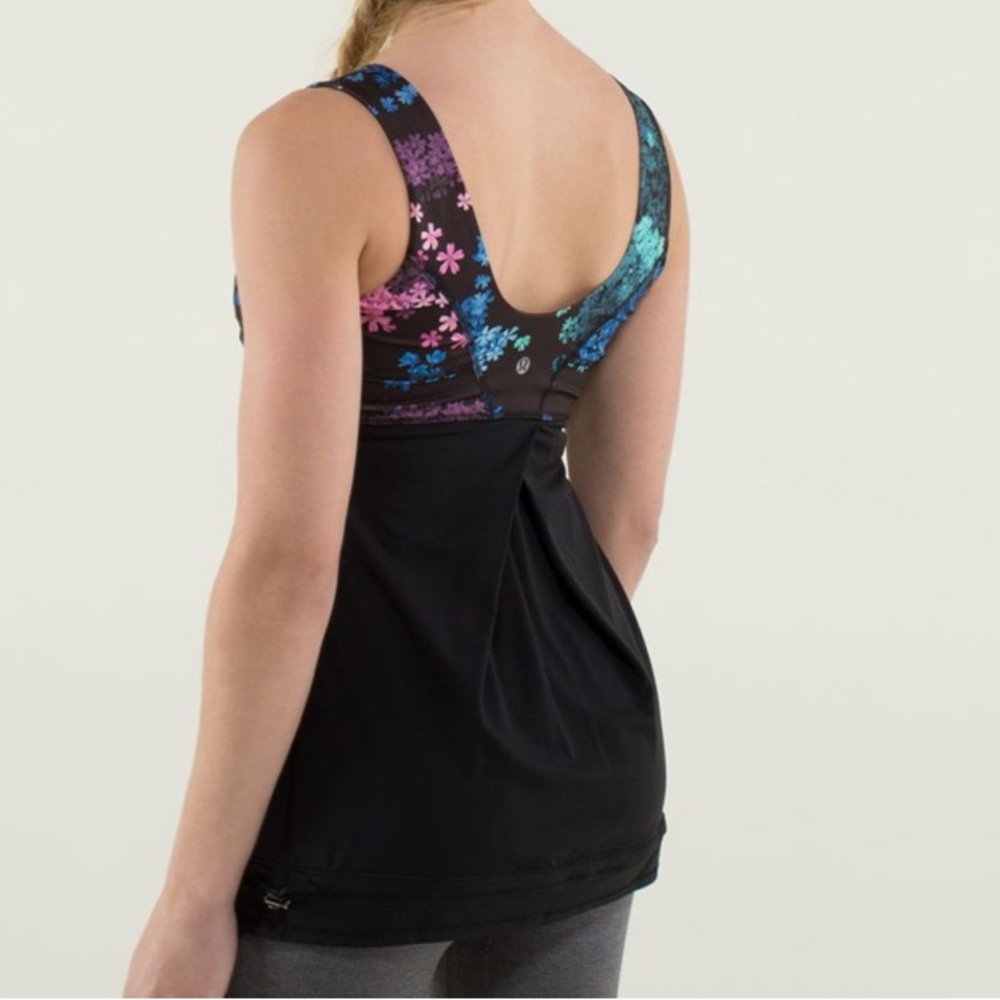 🌸Spring Sale 50% Off🌸 Lululemon Tame Me Tank